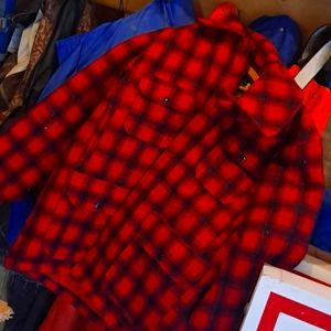 Vintage Woolrich men's hunting jacket